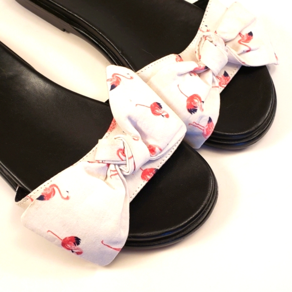 Crown & Ivy Pink and White Flats with Playful Bow